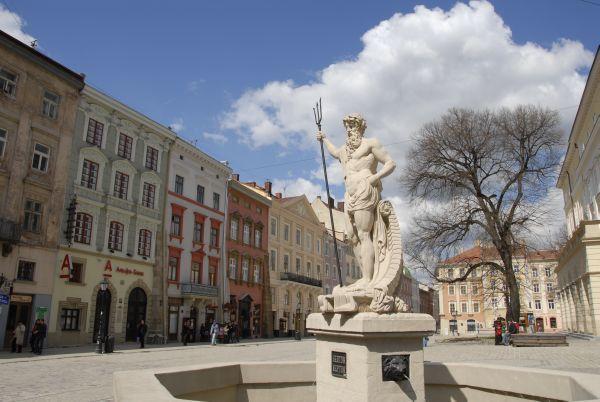 Romantic Apartment On Rynok Square With Air-Conditioning Lviv Luaran gambar